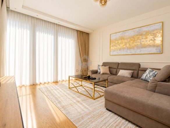 Jednosoban luksuzan stan 58 m² + garaža