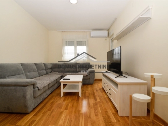 Jednosoban namješten stan 44 m²