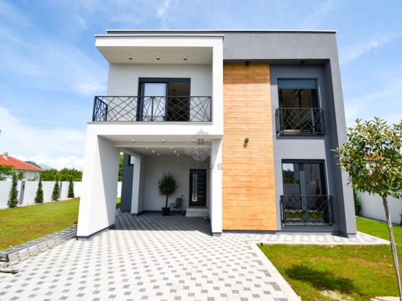 Porodična kuća 154 m² na placu 506 m²