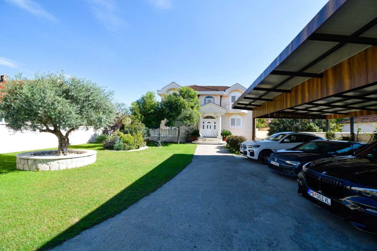 Porodicna-kuca-300-m²-na-placu-800-m²-Zabjelo-–-Podgorica-1 Zabjelo – Podgorica