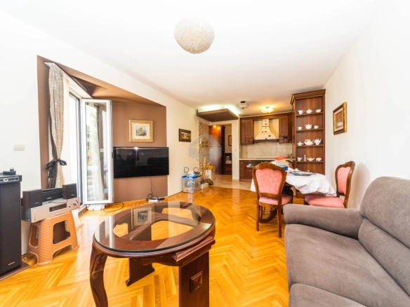 Jednosoban namješten stan 53 m²