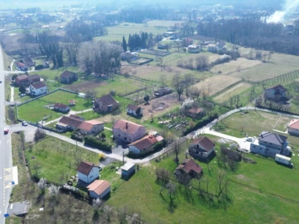 Plac 14.365 m²