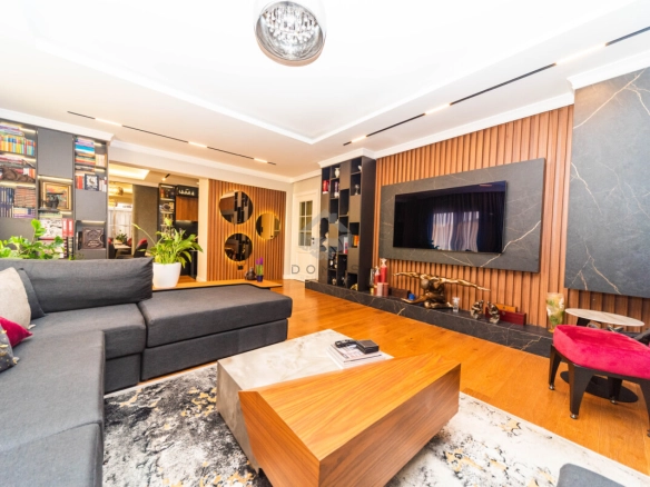 Luksuzan penthouse 195 m² + garaža