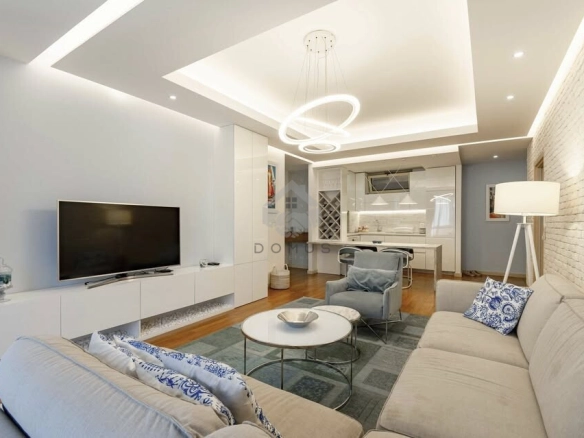 Dvosoban namješten stan 90 m²