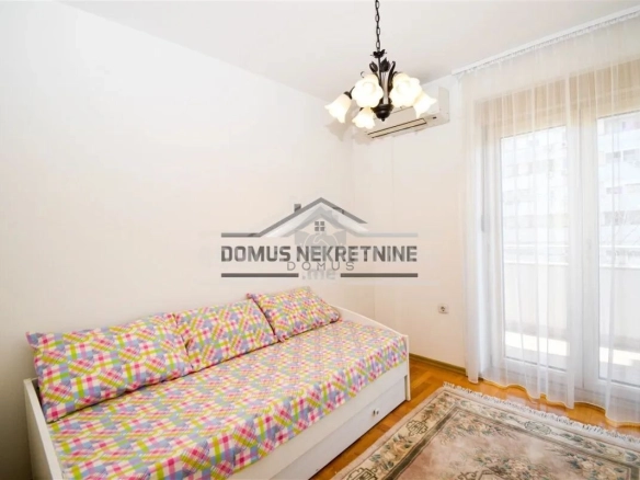 Izdavanje: Trosoban stan 150 m² – Preko Morače, Podgorica — fotografija 7