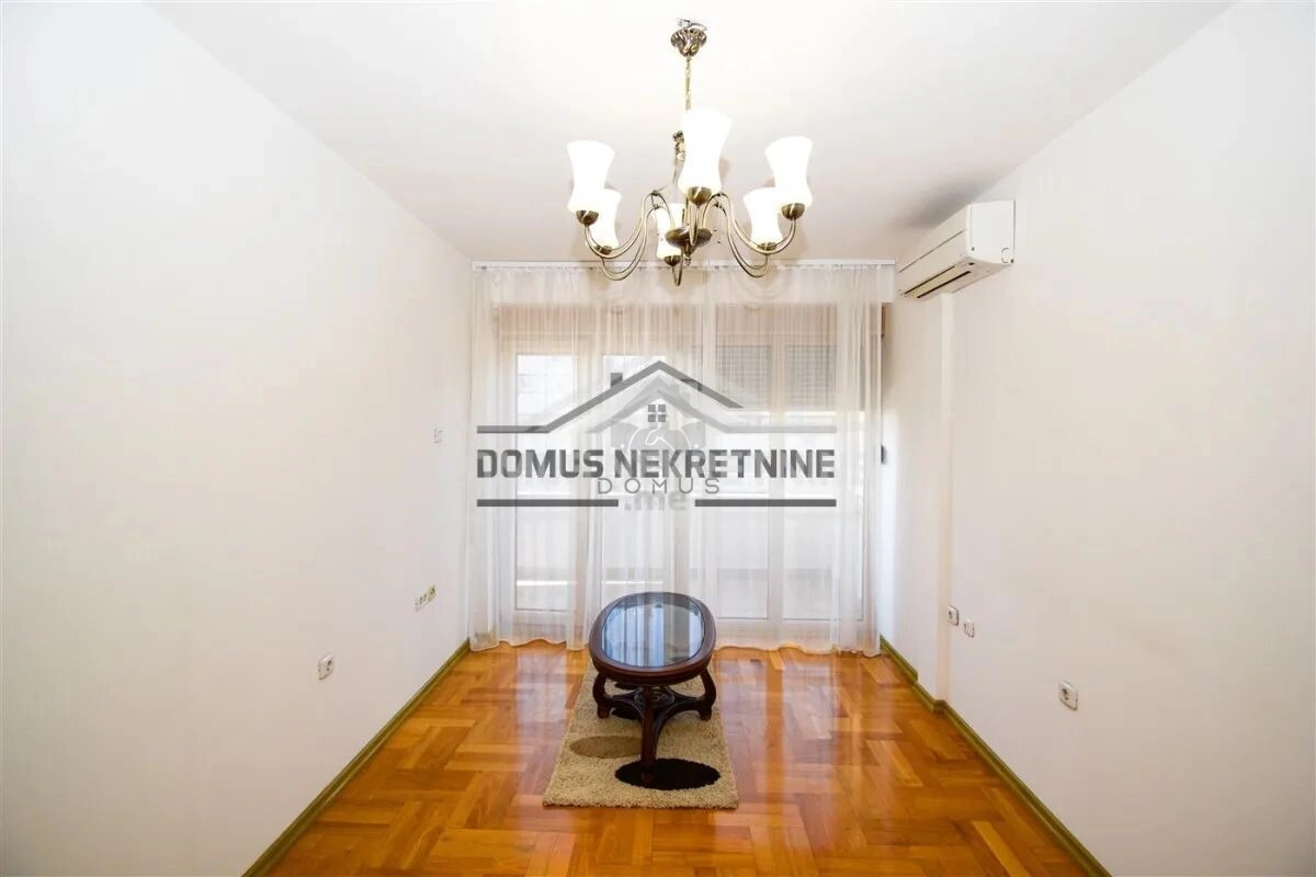 Izdavanje: Trosoban stan 150 m² – Preko Morače, Podgorica — fotografija 8