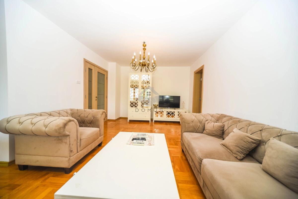 Izdavanje: Trosoban stan 150 m² – Preko Morače, Podgorica — fotografija 11