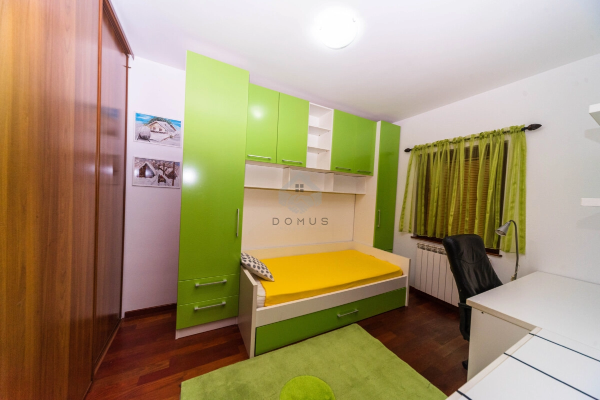 Trosoban-stan-100-m²-garaza-Gorica-C-–-Podgorica-9 Trosoban stan u Gorici C, Podgorica — fotografija 10