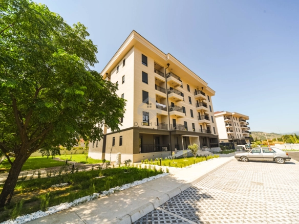 Jednosoban nov stan 45 m² + parking