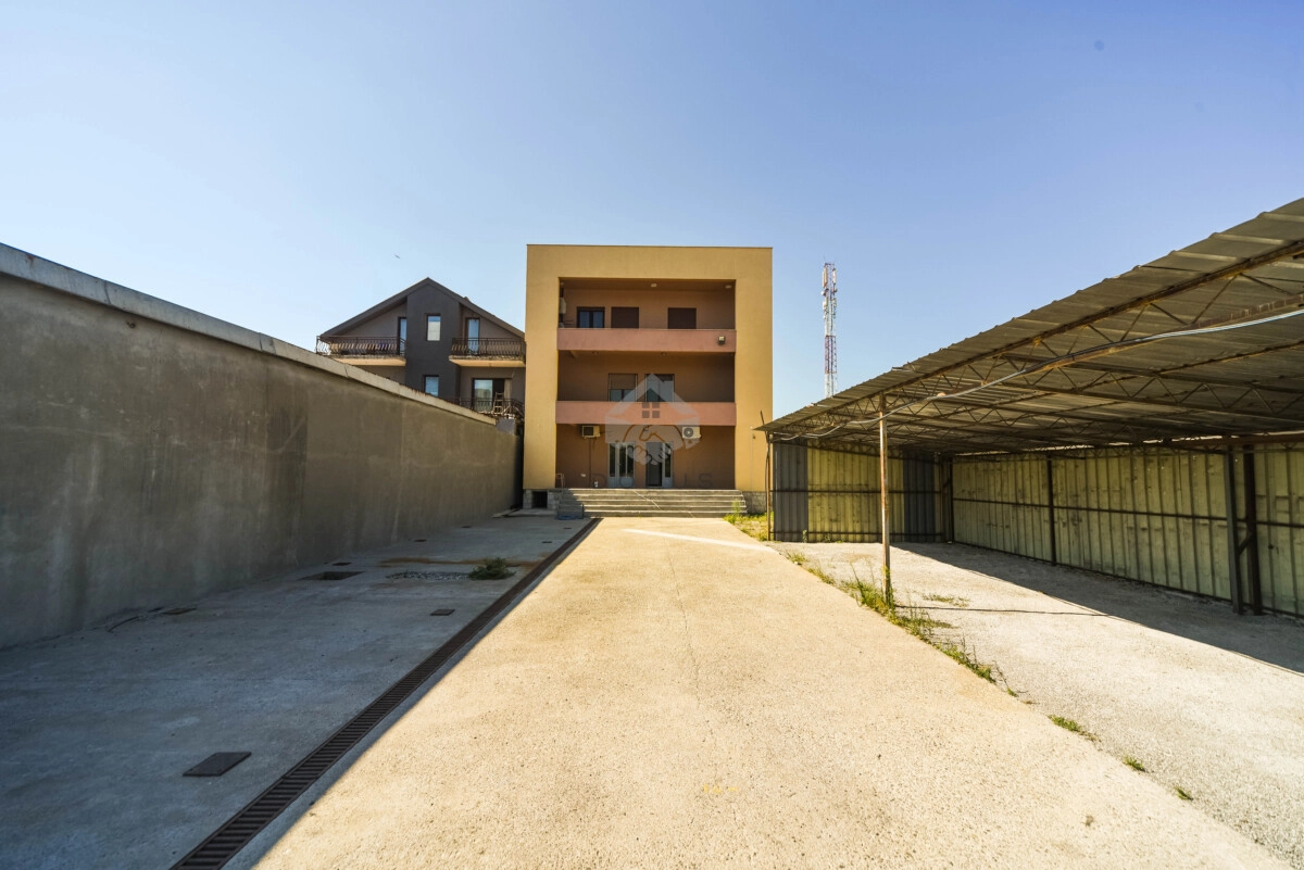 Poslovni-objekat-300-m²-na-placu-300-m²-Zabjelo-–-Podgorica-1 Zabjelo – Podgorica