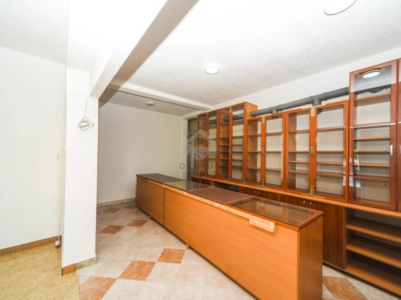 Izdavanje: Poslovni prostor 300 m² – Zabjelo, Podgorica — fotografija 7