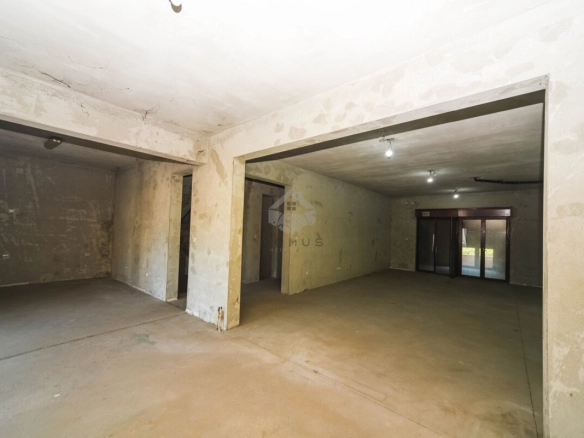 Izdavanje: Poslovni prostor 300 m² – Zabjelo, Podgorica — fotografija 13