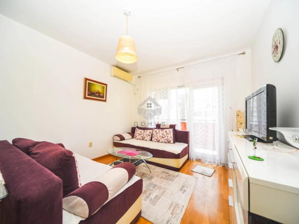 Namještena garsonjera 30 m²