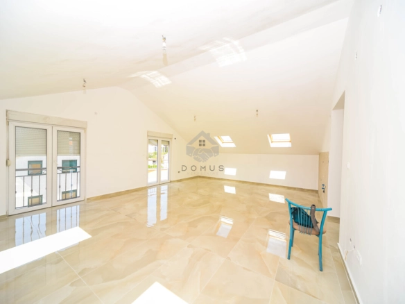 Jednosoban stan 77 m²