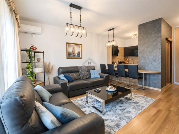 Jednosoban stan 51 m² + 2 garaže