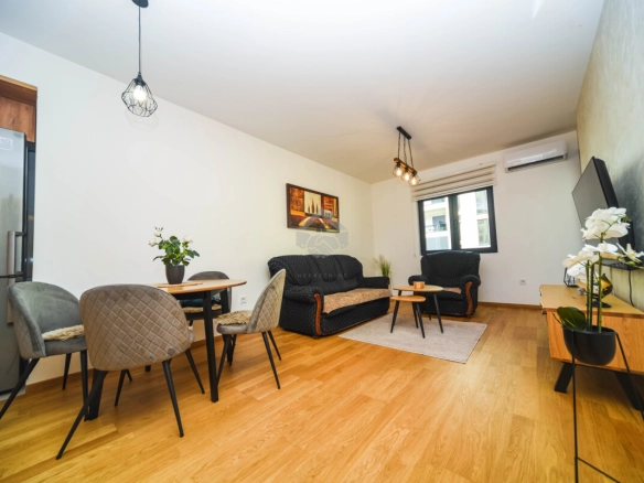Jednosoban stan 47 m² + garaža