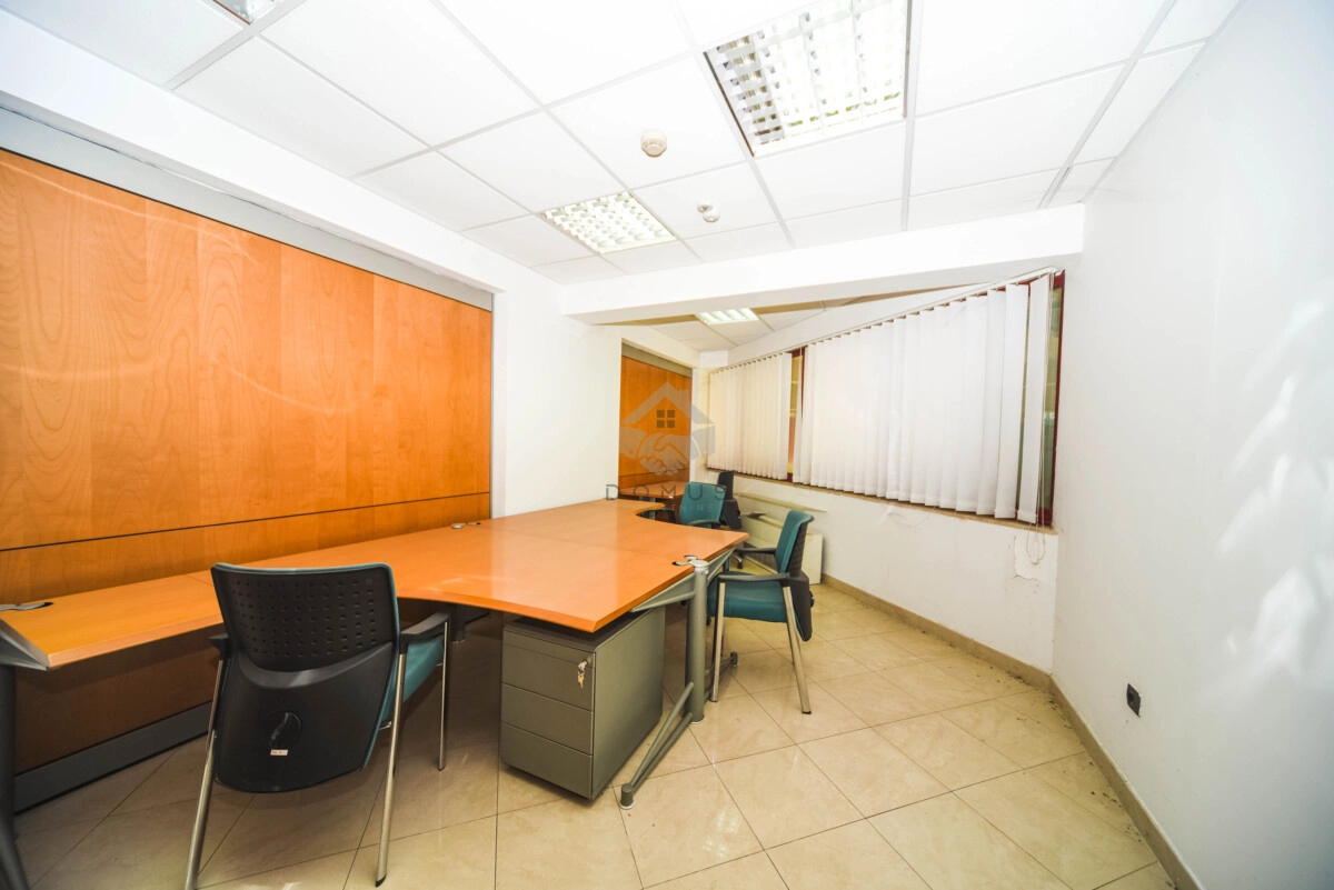 Poslovni-prostor-414-m²-Preko-Morace-–-Podgorica-7 Poslovni prostor na Trgu Vektre, Preko Morače, Podgorica — fotografija 8