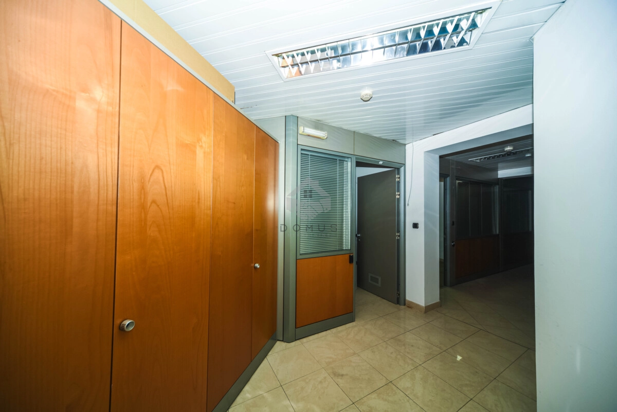 Poslovni-prostor-414-m²-Preko-Morace-–-Podgorica-13 Poslovni prostor na Trgu Vektre, Preko Morače, Podgorica — fotografija 14