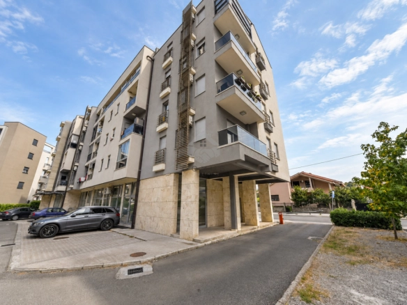 Poslovni prostor 100 m²