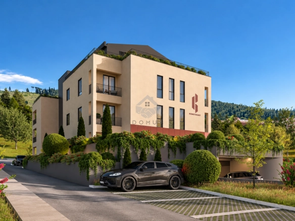 Jednosoban stan 42 m² + dvorište 77 m²