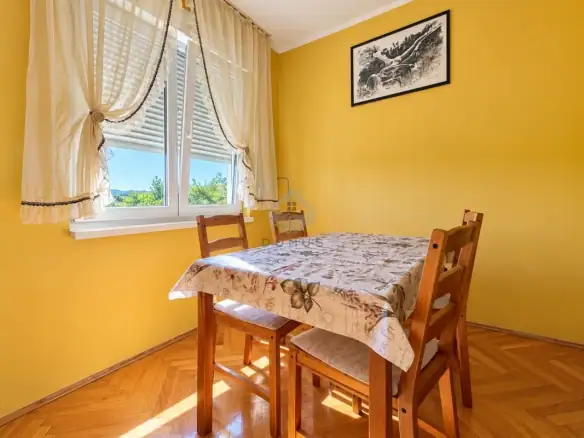 Izdavanje: Trosoban stan 88 m² – Blok VI, Podgorica — fotografija 4