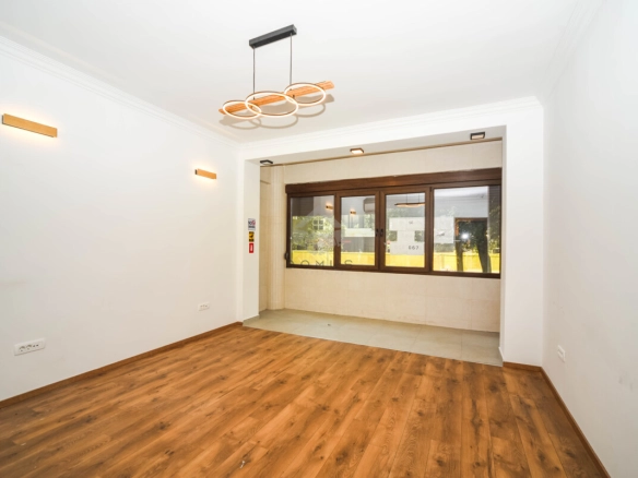 Poslovni prostor 70 m²