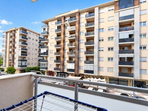 Izdavanje: Dvosoban stan 65 m² – City kvart, Podgorica — fotografija 12