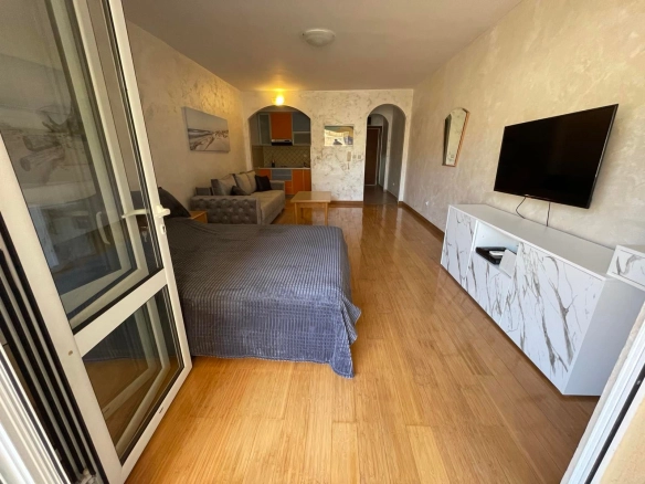 Izdavanje: Garsonjera 46 m² – Pržno, Budva