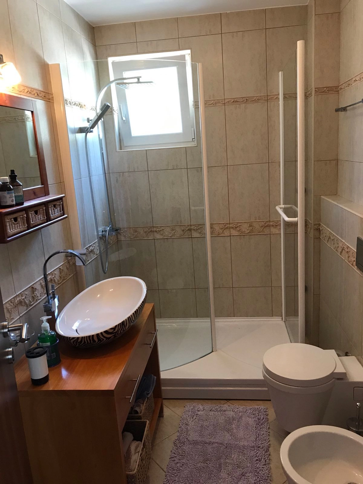 1683573098-viber_slika_2023-05-08_15-06-08-208 Izdavanje: Kuća 200 m² – Rafailovići, Budva — fotografija 7