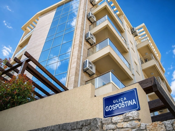 Dvosoban stan 75 m² – Gospoština, Budva — fotografija 8