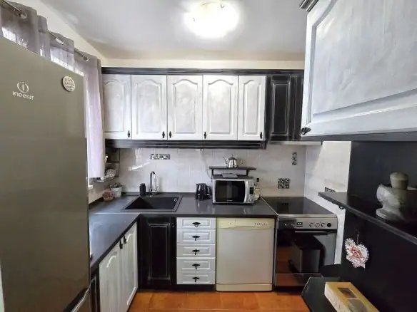 Jednosoban stan 76 m² – Dubovica, Budva — fotografija 15