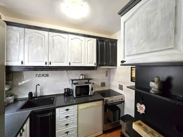 Jednosoban stan 76 m² – Dubovica, Budva — fotografija 17