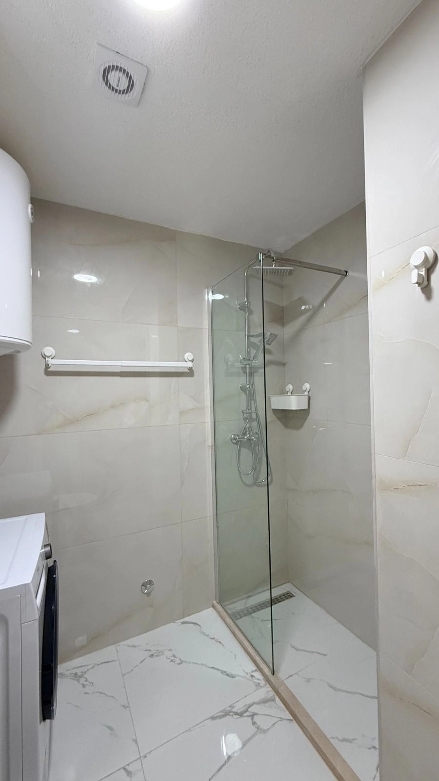 95e64679-787d-42a1-bf21-de953e8a49bf Jednosoban stan 43 m² – Bečići, Budva — fotografija 15