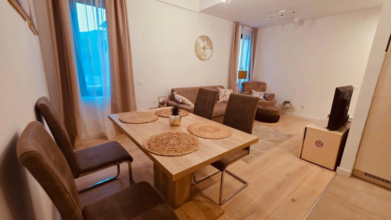 a5bc8599-43e5-4e7d-bb24-45b5b2114526 Izdavanje: Jednosoban stan 75 m² – Mažina, Tivat — fotografija 7