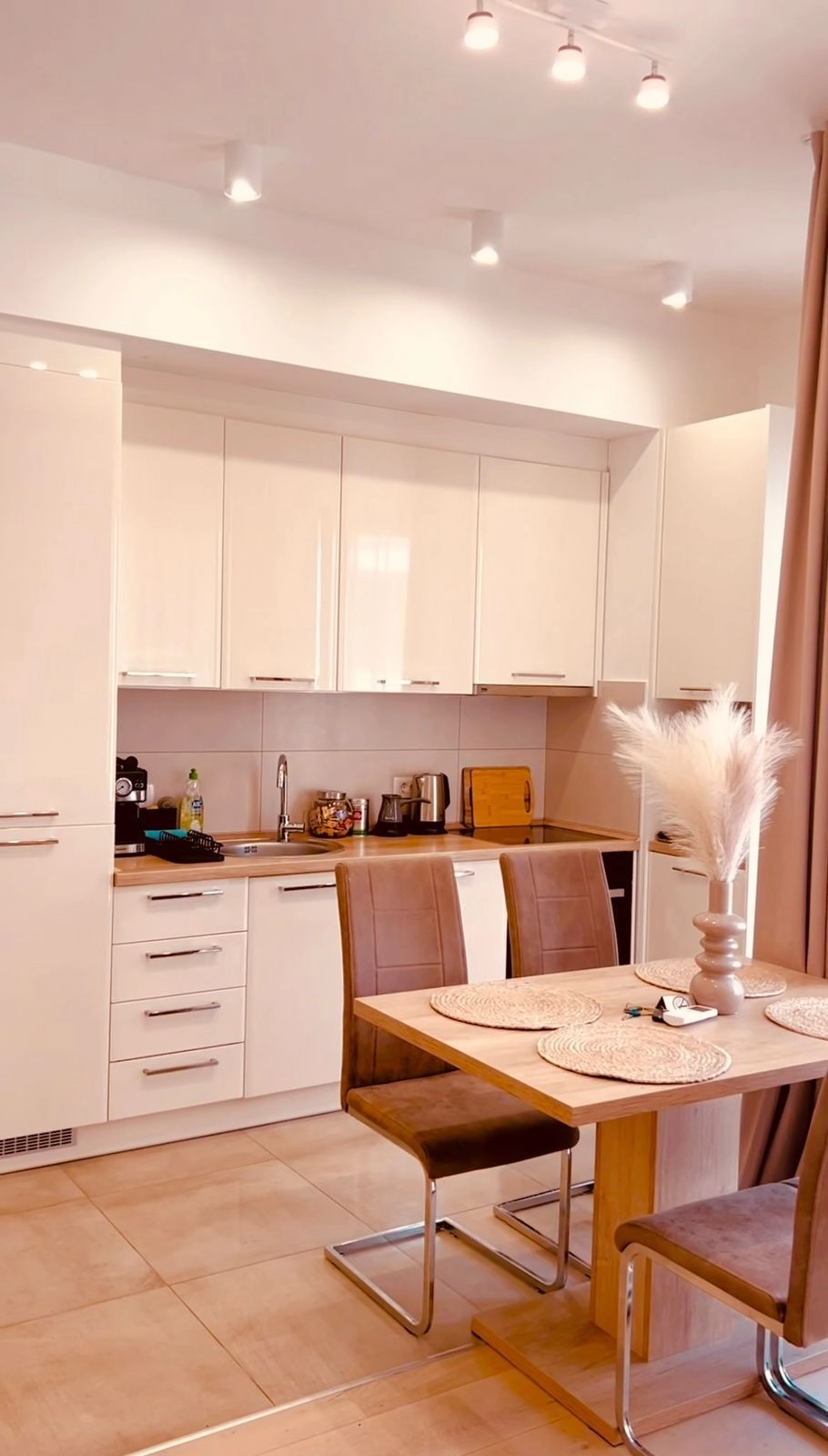 a367a96c-644f-400b-8f4b-39abde6e1d1d Izdavanje: Jednosoban stan 45 m² – Mažina, Tivat