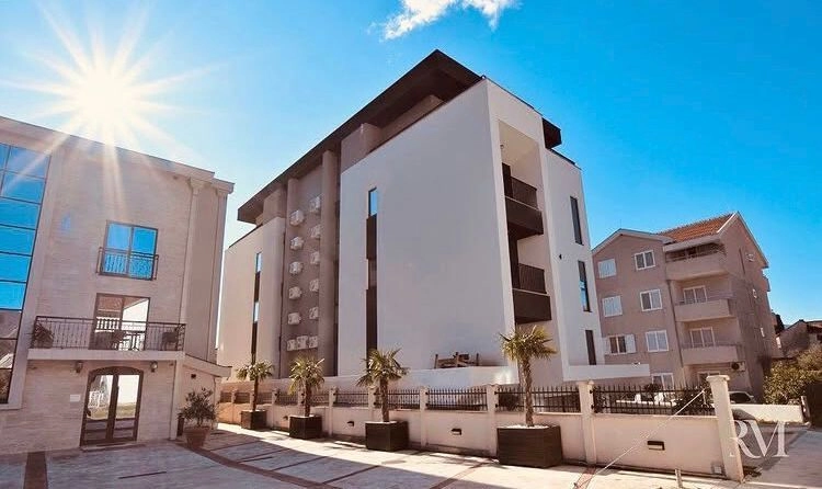 4f0158c5-f22e-4a83-9ae2-6bd9c205b891 Izdavanje: Jednosoban stan 45 m² – Mažina, Tivat — fotografija 2