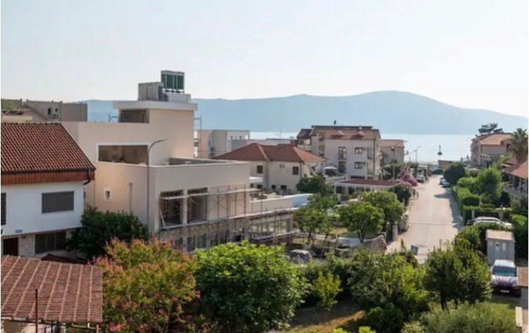 4d842965-314b-4703-acf9-81371d2d4c1e Izdavanje: Jednosoban stan 45 m² – Mažina, Tivat — fotografija 3