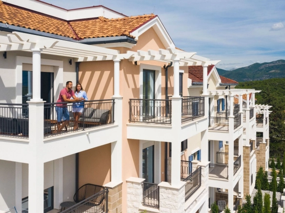 Trosoban stan 170 m² – Tivat — fotografija 6
