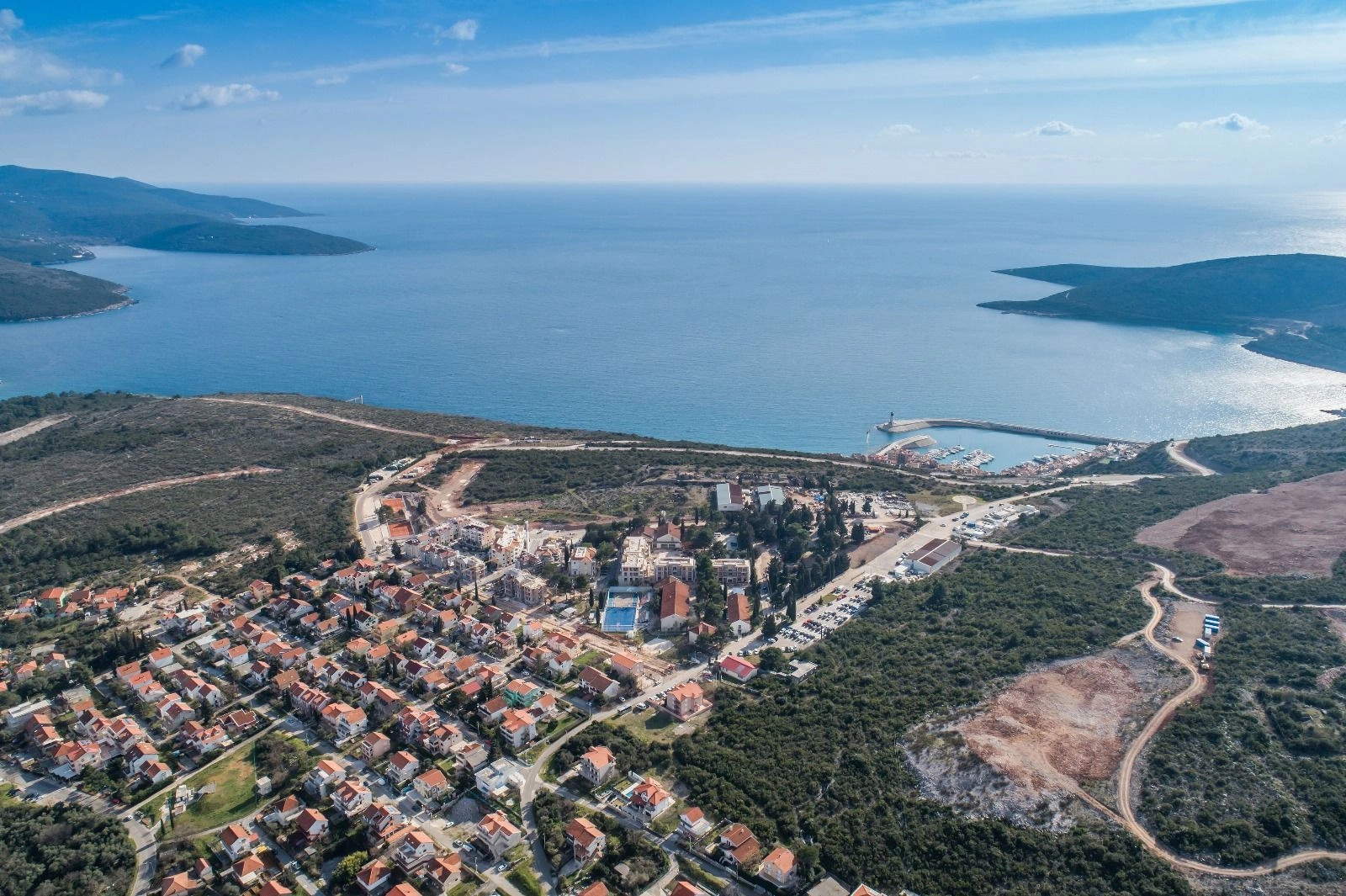 71f084c1-3dc0-492c-b2eb-1ef84ed7c490 Trosoban stan 170 m² – Tivat — fotografija 9