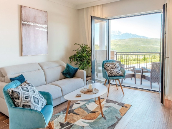 Trosoban stan 170 m² – Tivat — fotografija 2