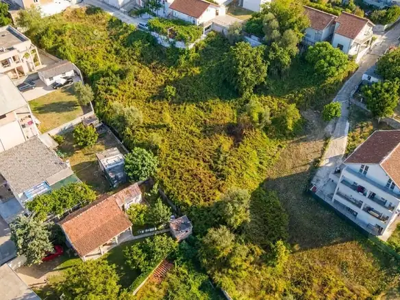 Urbanizovani plac u naselju Mrčevac, Tivat — fotografija 9