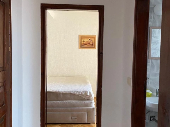 Jednosoban stan za izdavanje u Bečićima, Budva — fotografija 4