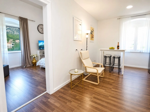 Jednosoban stan 42 m² – Stari Grad Kotor, Kotor — fotografija 3