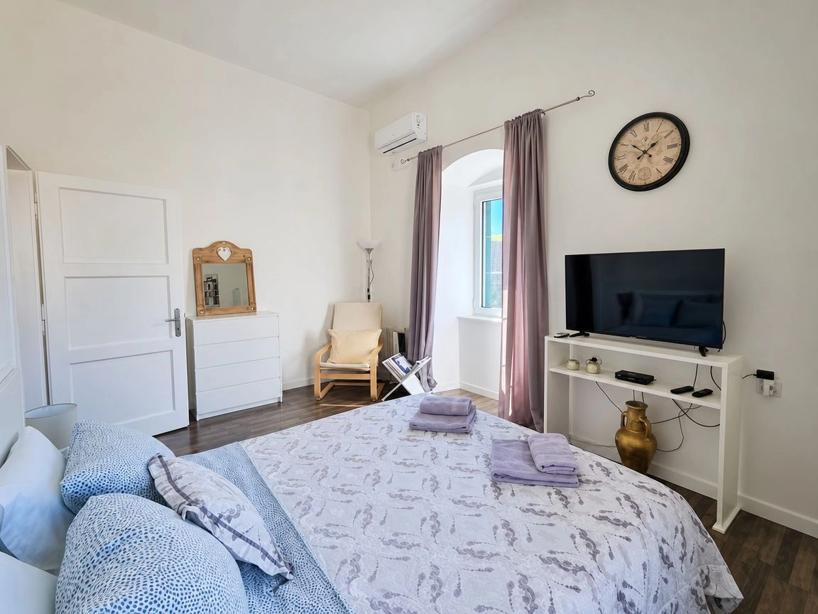 c2dfabf6-e786-43b5-ad26-e6720ebe02be Jednosoban stan 42 m² – Stari Grad Kotor, Kotor — fotografija 13