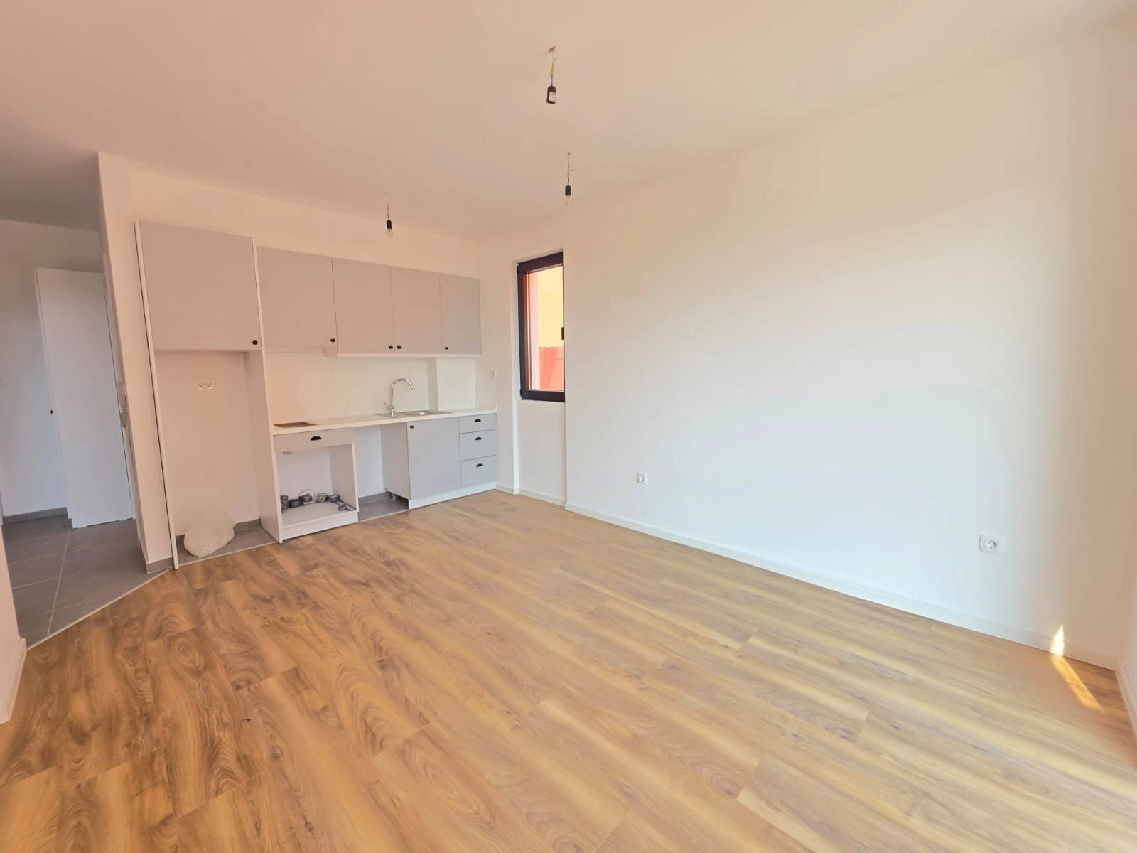 Dvosoban stan 42 m² – Podkošljun, Budva