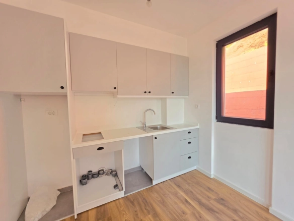 Dvosoban stan 42 m² – Podkošljun, Budva — fotografija 2