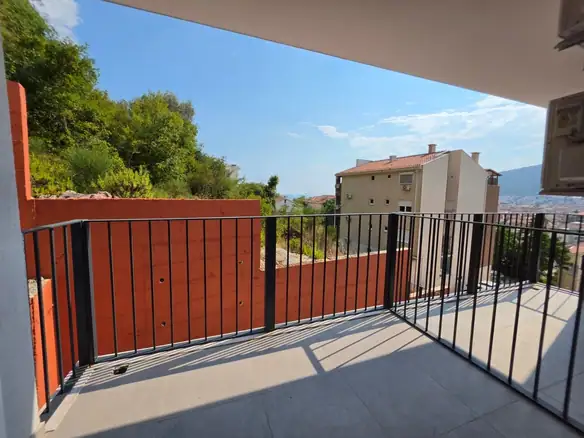 Dvosoban stan 42 m² – Podkošljun, Budva — fotografija 3