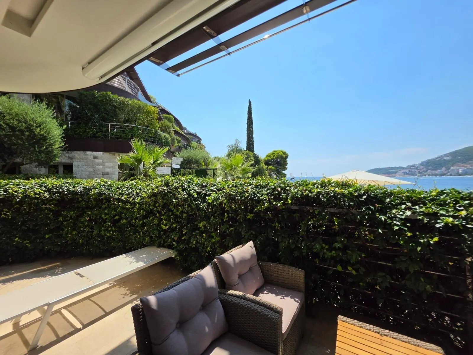 46243fa1-f5a2-4b6f-8ff2-9dc70179fb26 Jednosoban stan 94 m² – Budva — fotografija 10