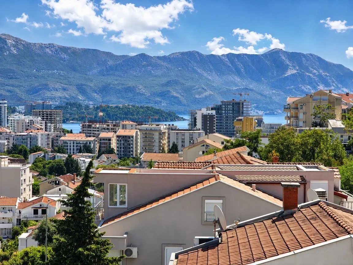 51583c39-a132-4507-8351-d3c7a620f4d6 Dvosoban stan 77 m² – Budva — fotografija 2