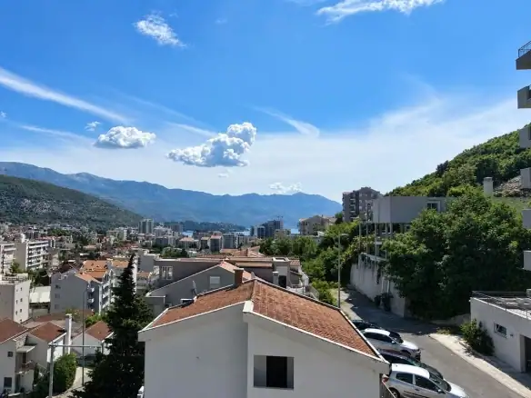 Dvosoban stan 77 m² – Budva — fotografija 13